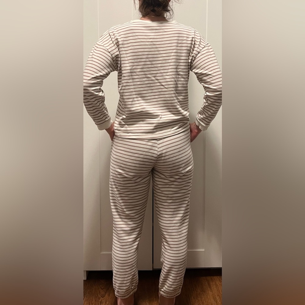 Striped Loungewear set - Picture 2 of 2